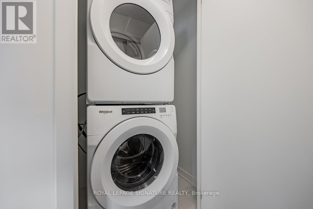 429 - 395 Dundas Street W, Oakville, Ontario  L6M 4M2 - Photo 16 - W12928126