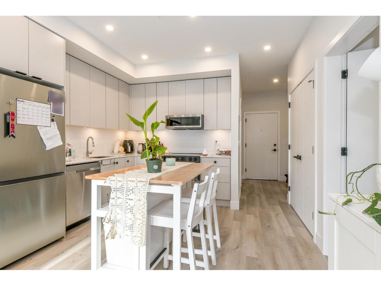 402 45497 Campus Drive, Garrison Crossing, Chilliwack, British Columbia  V2R 6L8 - Photo 6 - R3114482