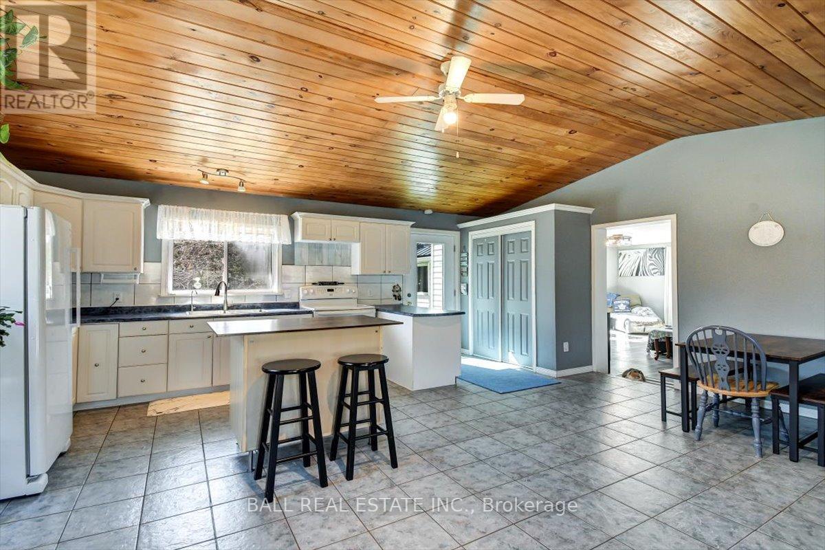 1230 Ojibway Road, Highlands East, Ontario  K0L 2A0 - Photo 10 - X13040754