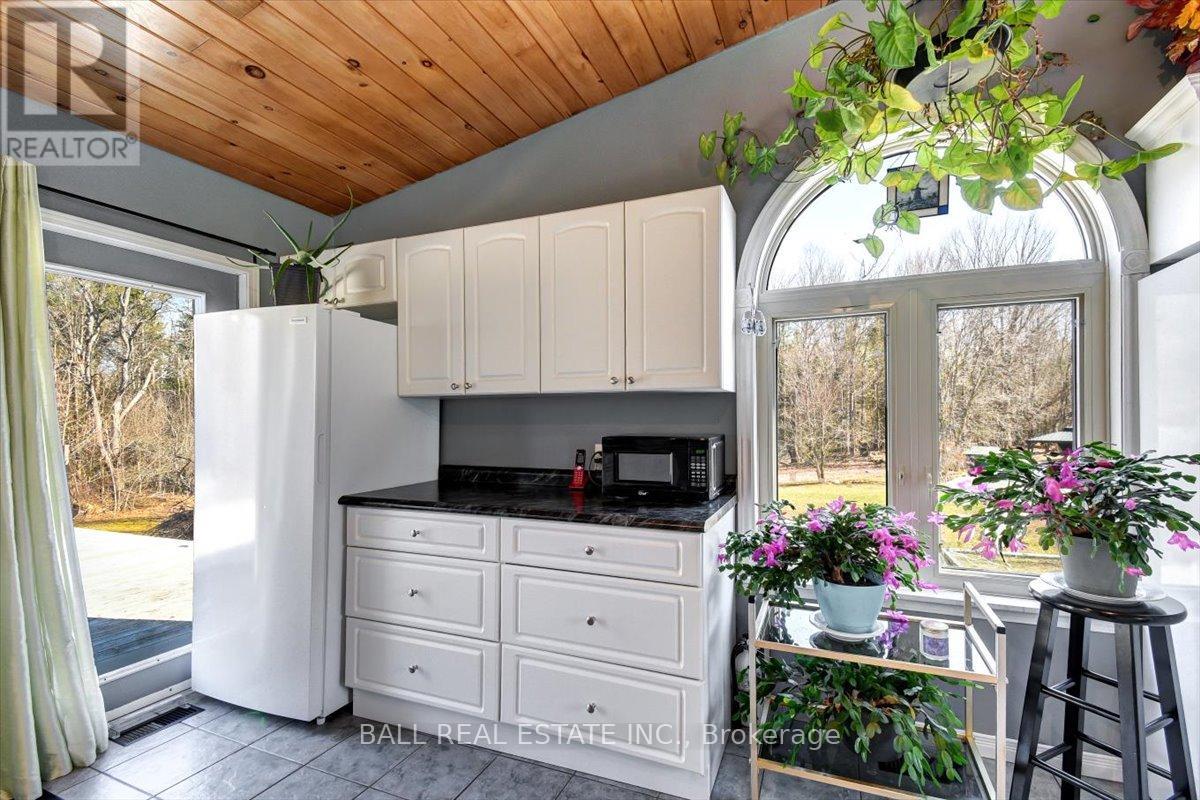 1230 Ojibway Road, Highlands East, Ontario  K0L 2A0 - Photo 11 - X13040754