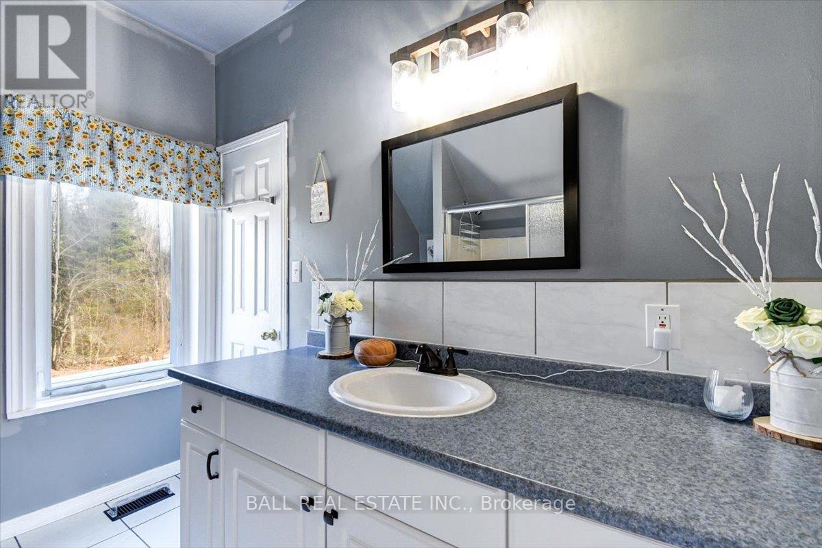 1230 Ojibway Road, Highlands East, Ontario  K0L 2A0 - Photo 26 - X13040754