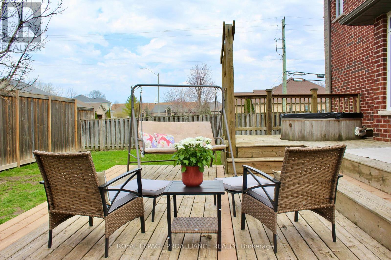 2 Meagher Place, Belleville, Ontario  K8P 0A4 - Photo 34 - X13040802