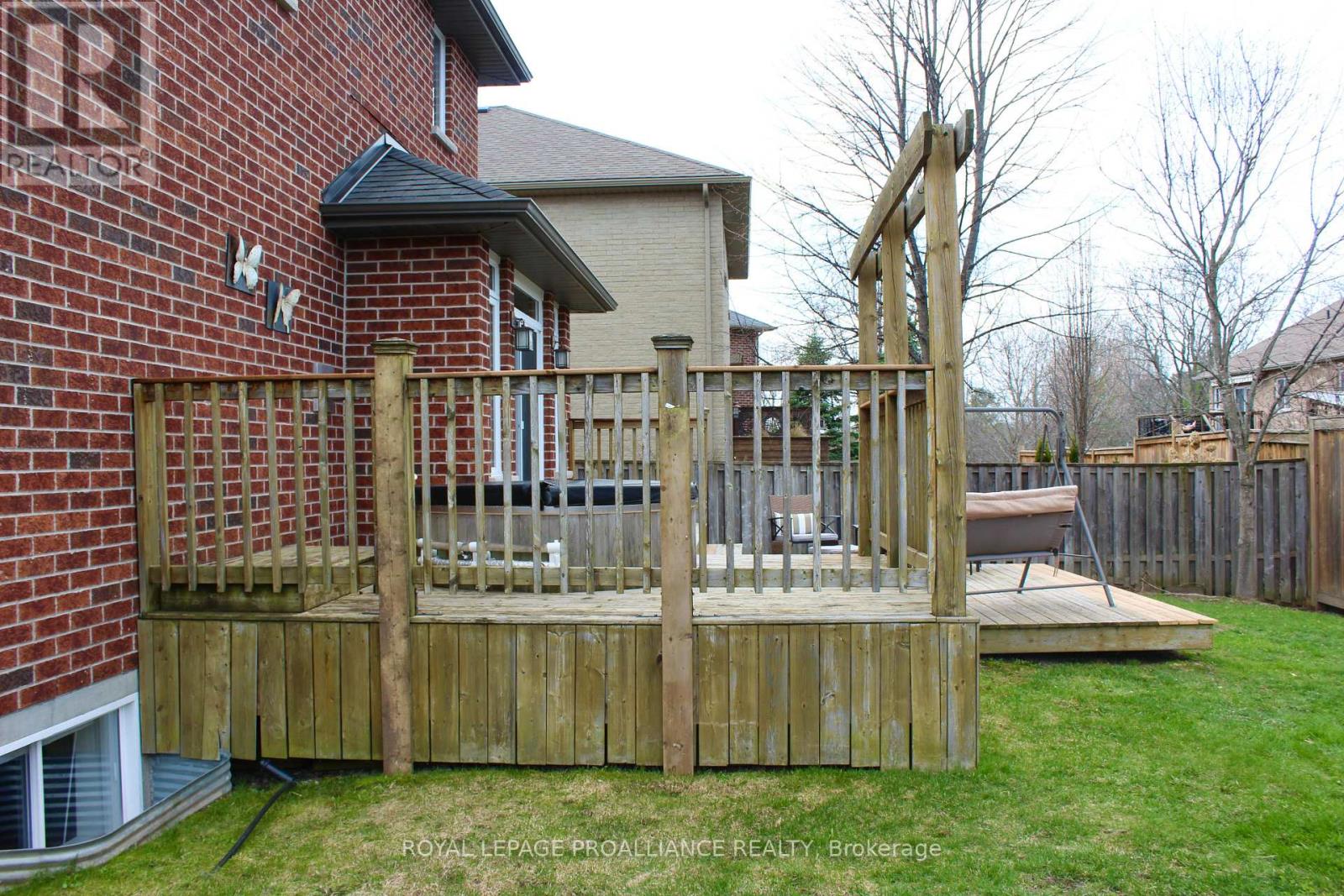 2 Meagher Place, Belleville, Ontario  K8P 0A4 - Photo 38 - X13040802