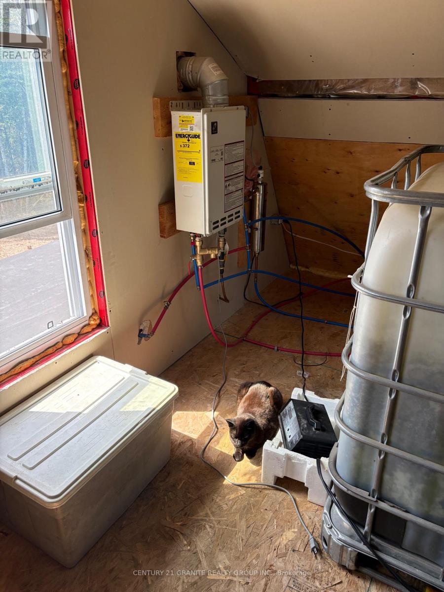 1079 North Mackenzie Lake Road, South Algonquin, Ontario  K0J 2M0 - Photo 11 - X13040890