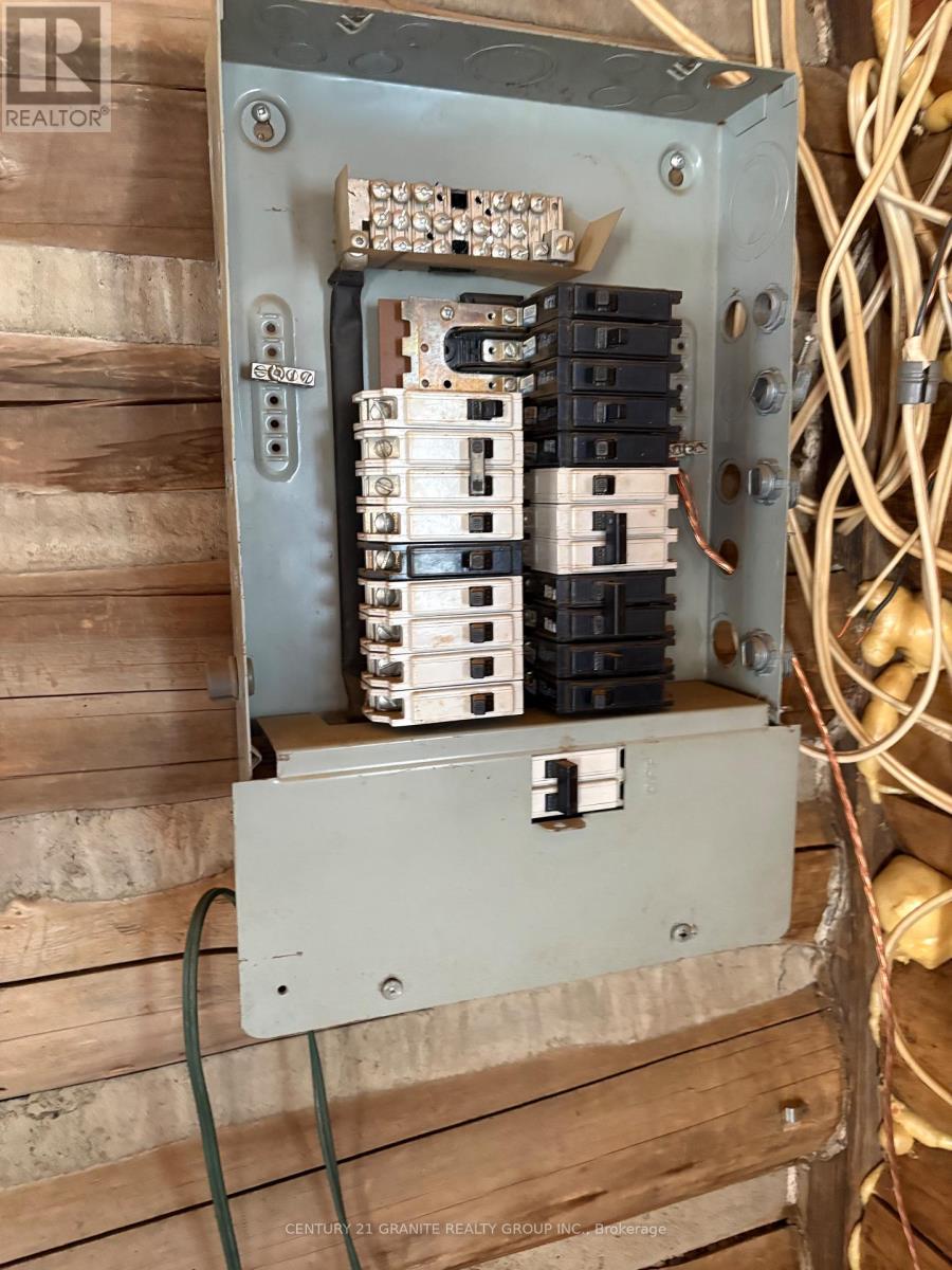 1079 North Mackenzie Lake Road, South Algonquin, Ontario  K0J 2M0 - Photo 8 - X13040890