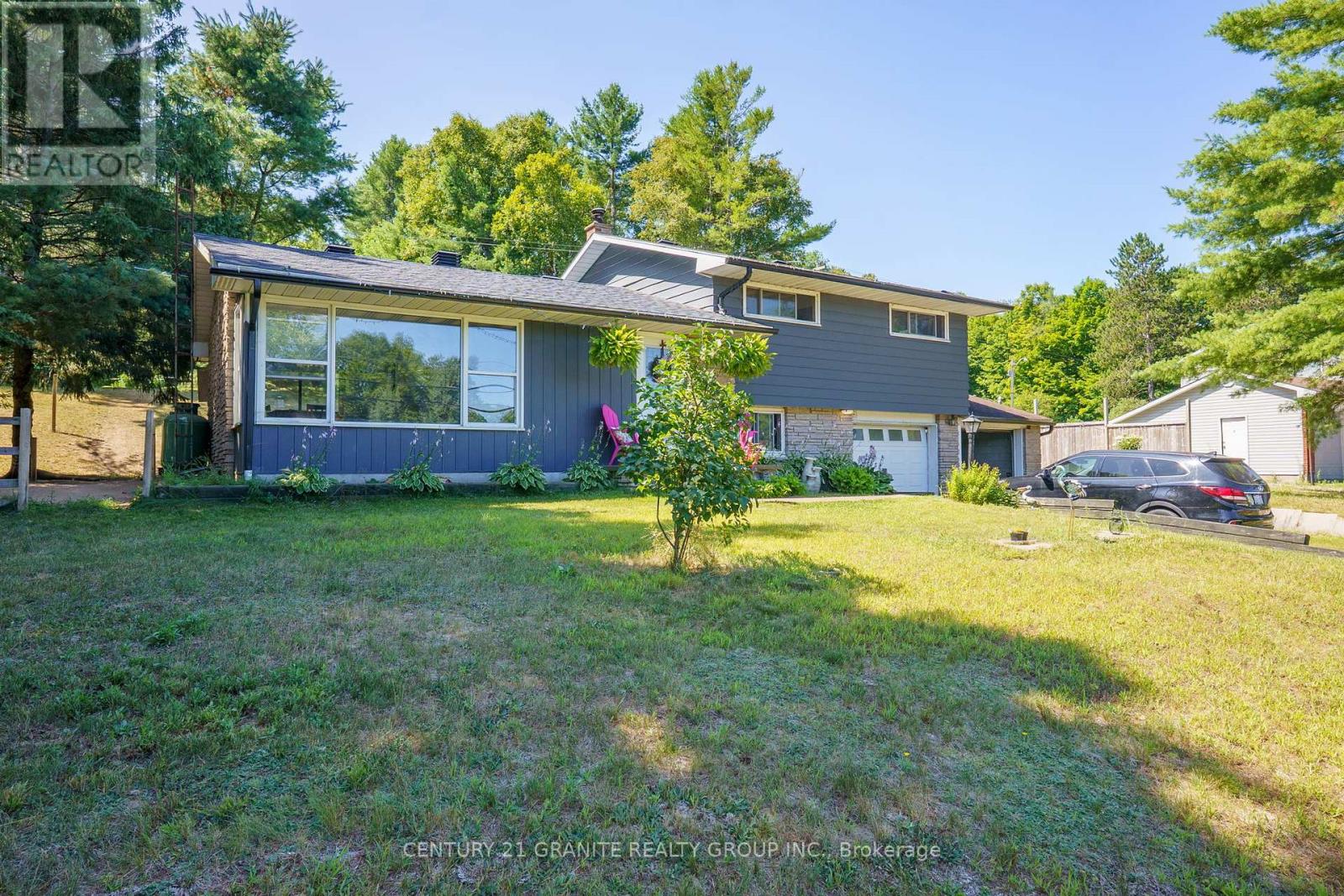 27195 Highway 62 South, Bancroft, Ontario  K0L 1C0 - Photo 1 - X13040936