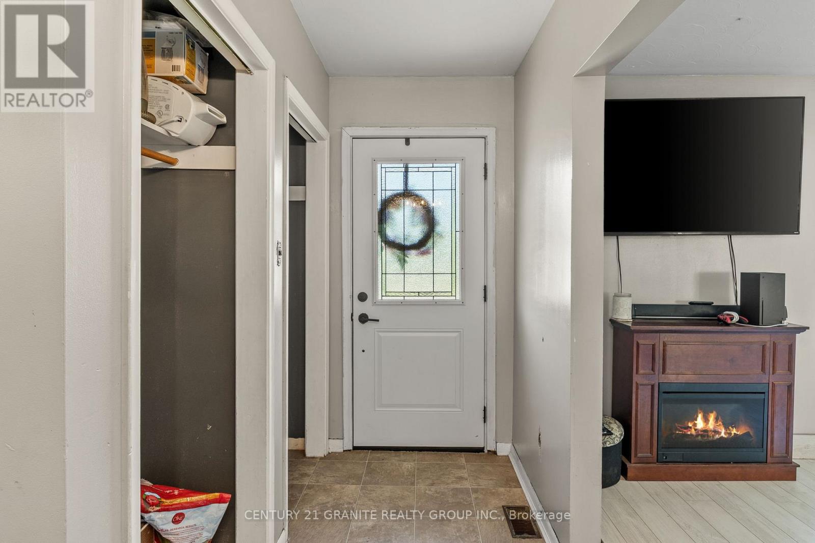 27195 Highway 62 South, Bancroft, Ontario  K0L 1C0 - Photo 3 - X13040936