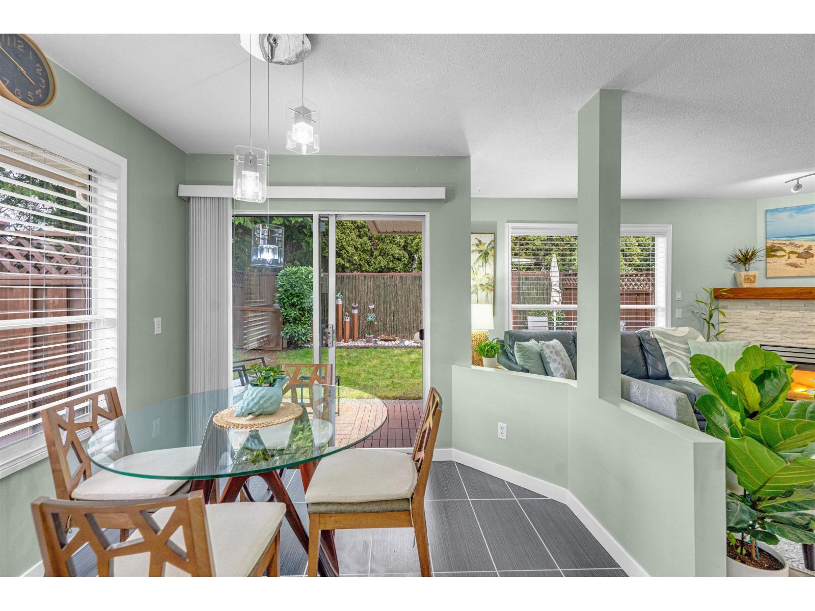 28 10130 155 Street, Surrey, British Columbia  V3R 0R6 - Photo 7 - R3115258