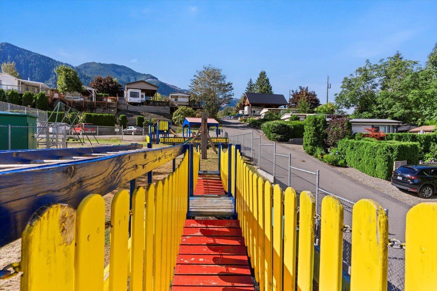 64 1436 Frost Road, Columbia Valley, Columbia Valley, British Columbia  V2R 4X8 - Photo 26 - R3115004