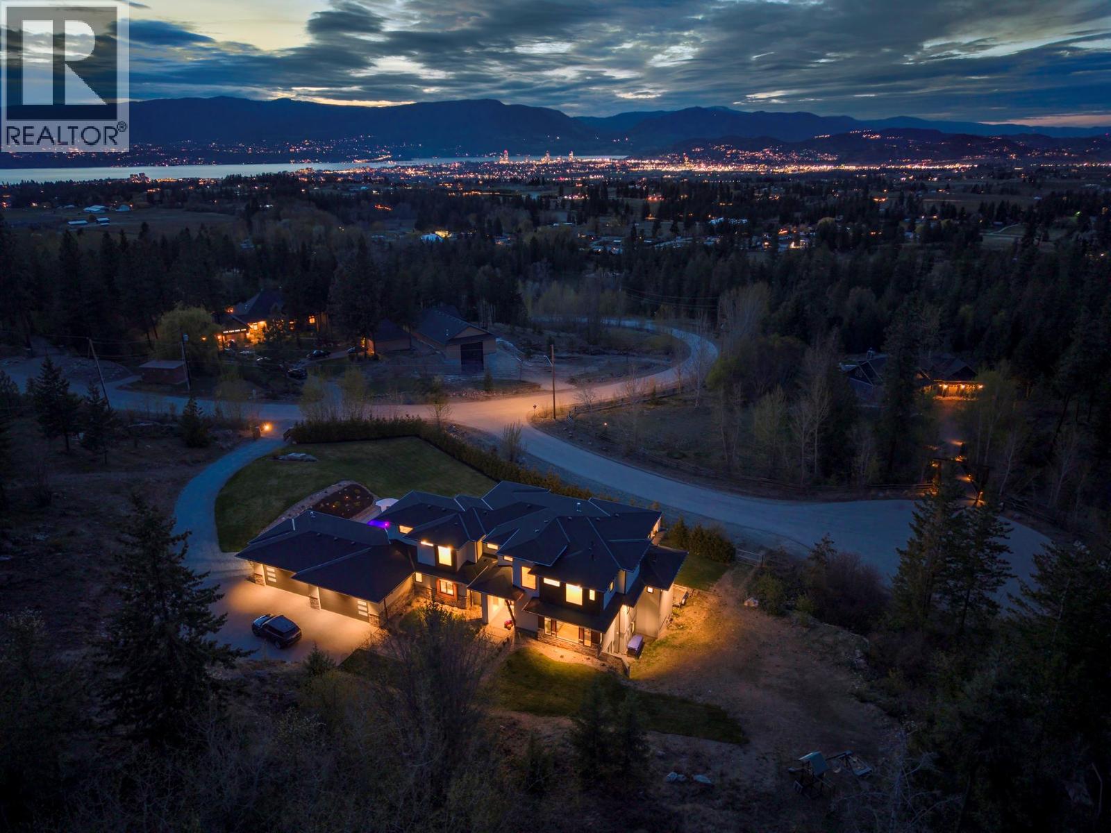 4451 Hayes Road, Kelowna, British Columbia  V1W 5A7 - Photo 5 - 10378298