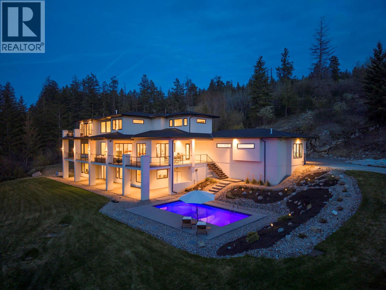 4451 Hayes Road, Kelowna, British Columbia  V1W 5A7 - Photo 2 - 10378298