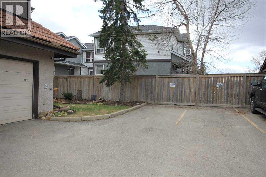 207, 1997 Sirocco Drive Sw, Calgary, Alberta  T3H 3E6 - Photo 37 - A2302648
