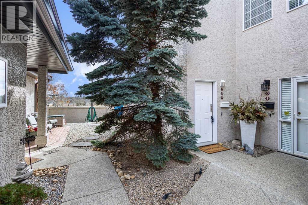207, 1997 Sirocco Drive Sw, Calgary, Alberta  T3H 3E6 - Photo 45 - A2302648