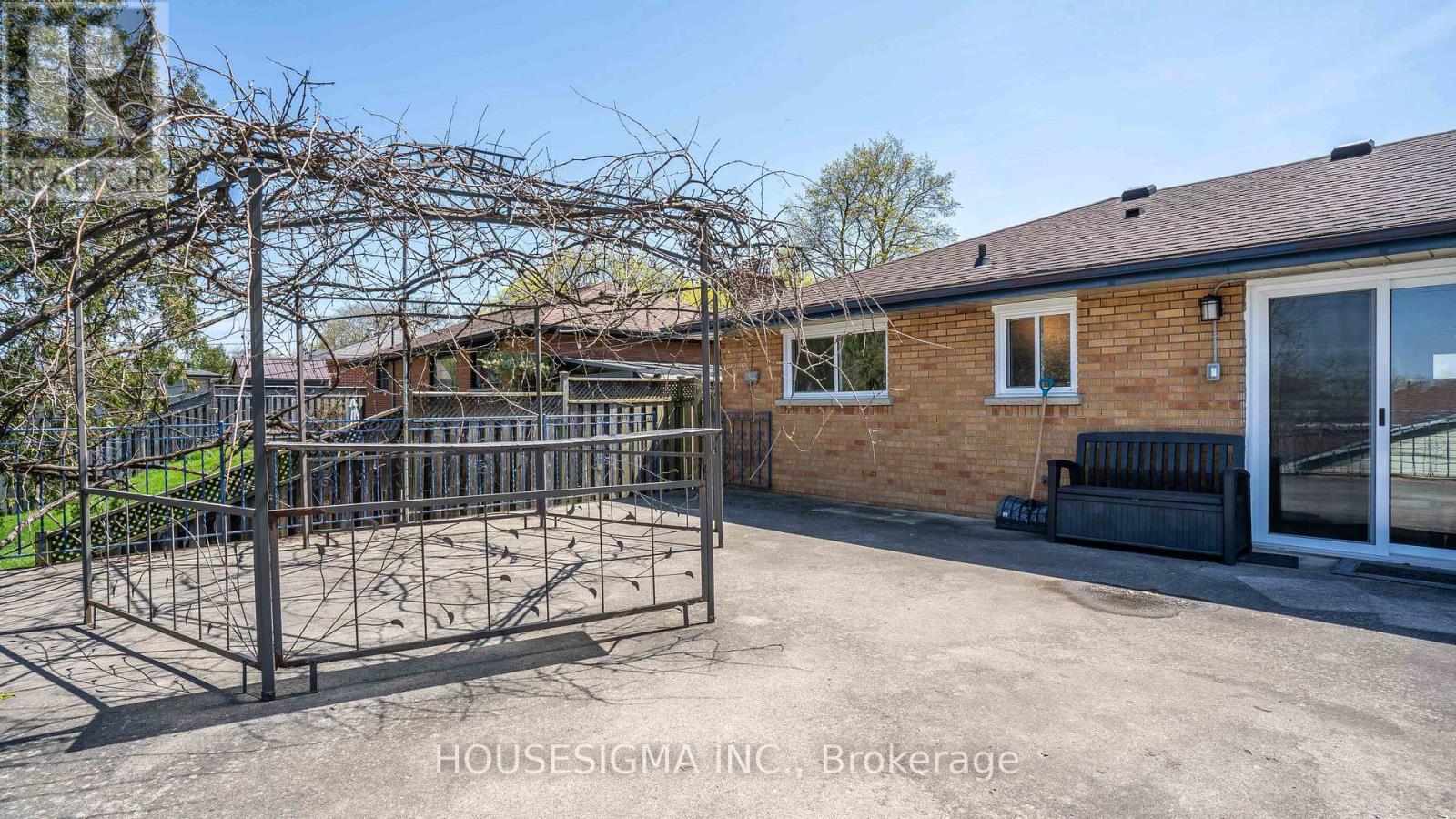 286 Burlington Crescent, London South, Ontario  N5Z 3G5 - Photo 31 - X13040650