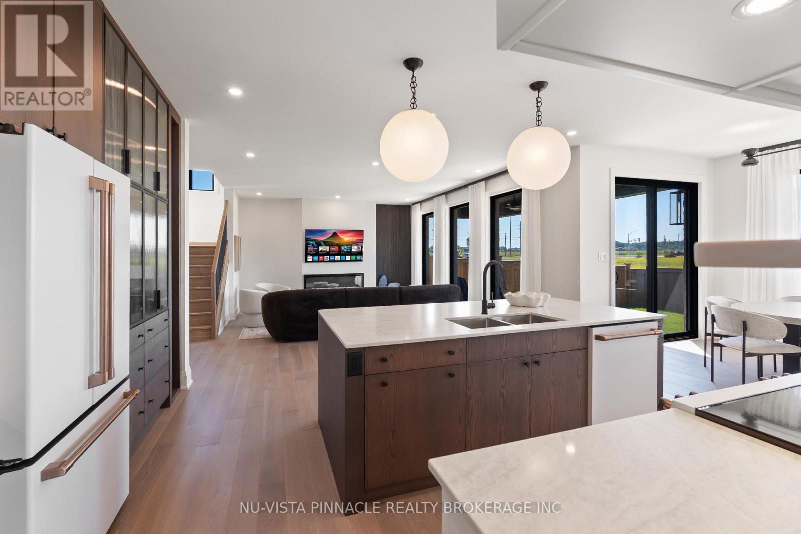 196 Westbrook Drive, Middlesex Centre, Ontario  N0L 1R0 - Photo 12 - X13040684