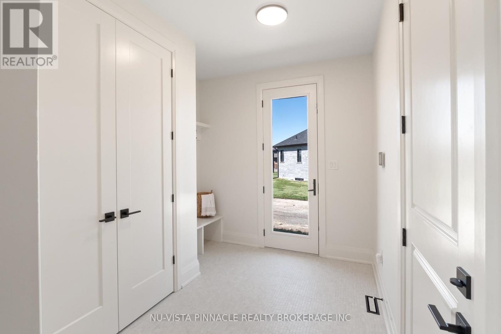 196 Westbrook Drive, Middlesex Centre, Ontario  N0L 1R0 - Photo 19 - X13040684