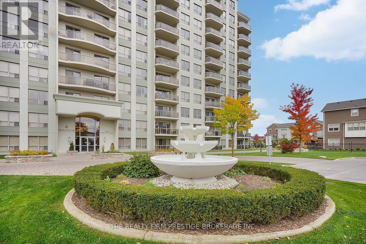 207 - 1030 Coronation Drive, London North, Ontario  N6G 0G5 - Photo 2 - X13040690