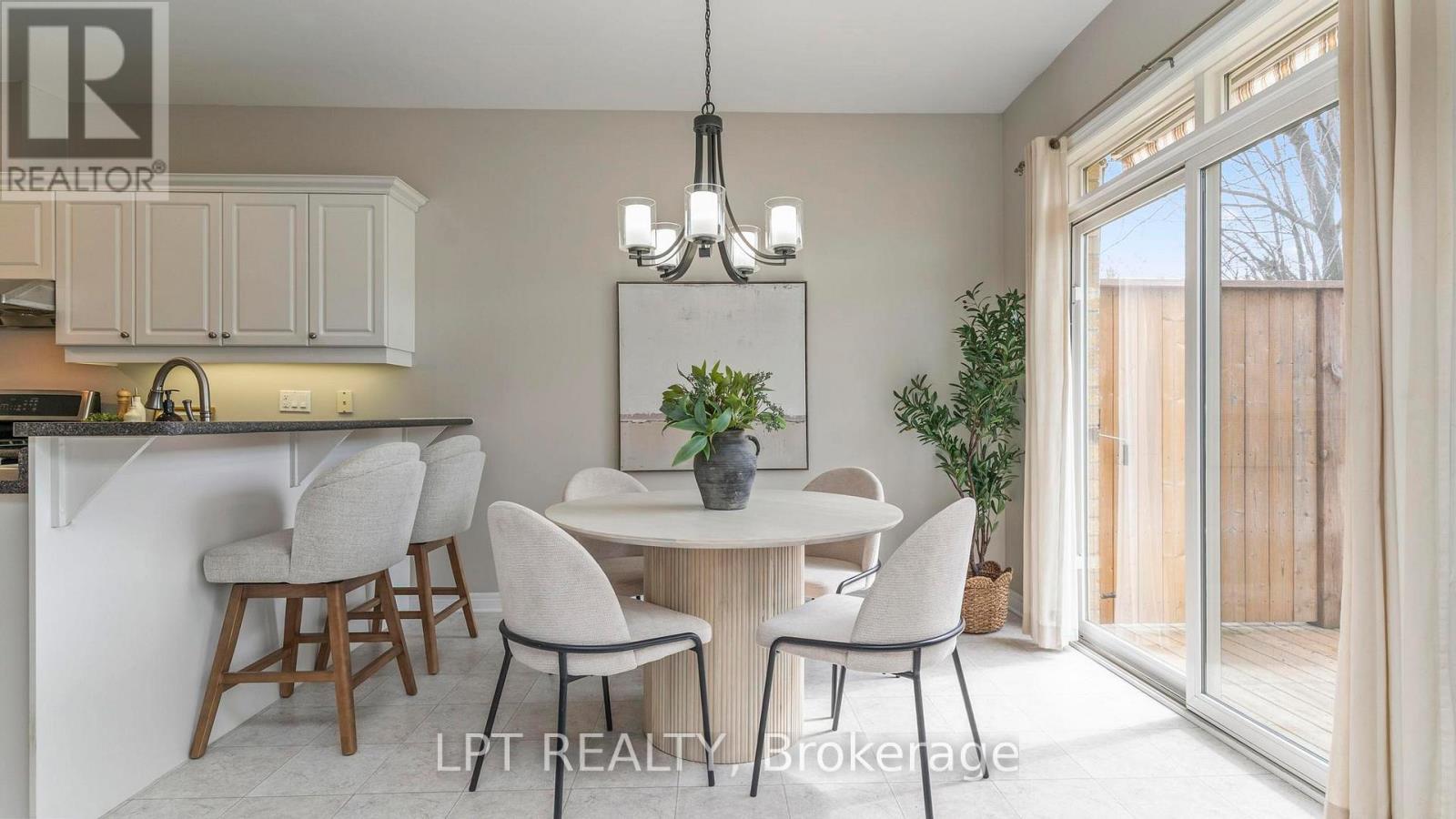 8 - 21 St Johns Drive, Middlesex Centre, Ontario  N0M 1C0 - Photo 11 - X13040836