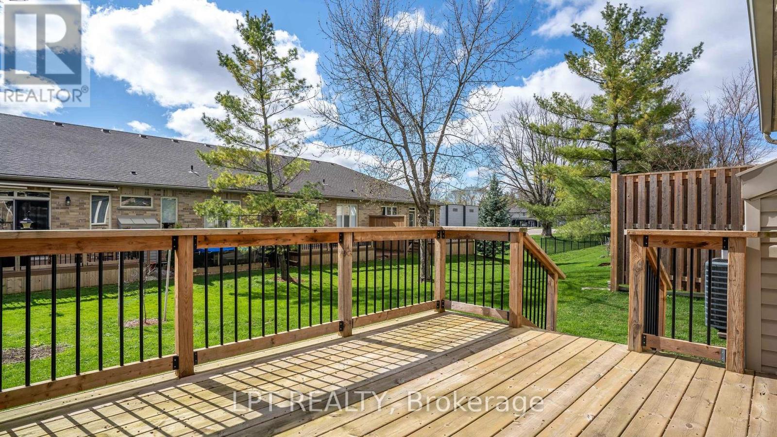 8 - 21 St Johns Drive, Middlesex Centre, Ontario  N0M 1C0 - Photo 29 - X13040836