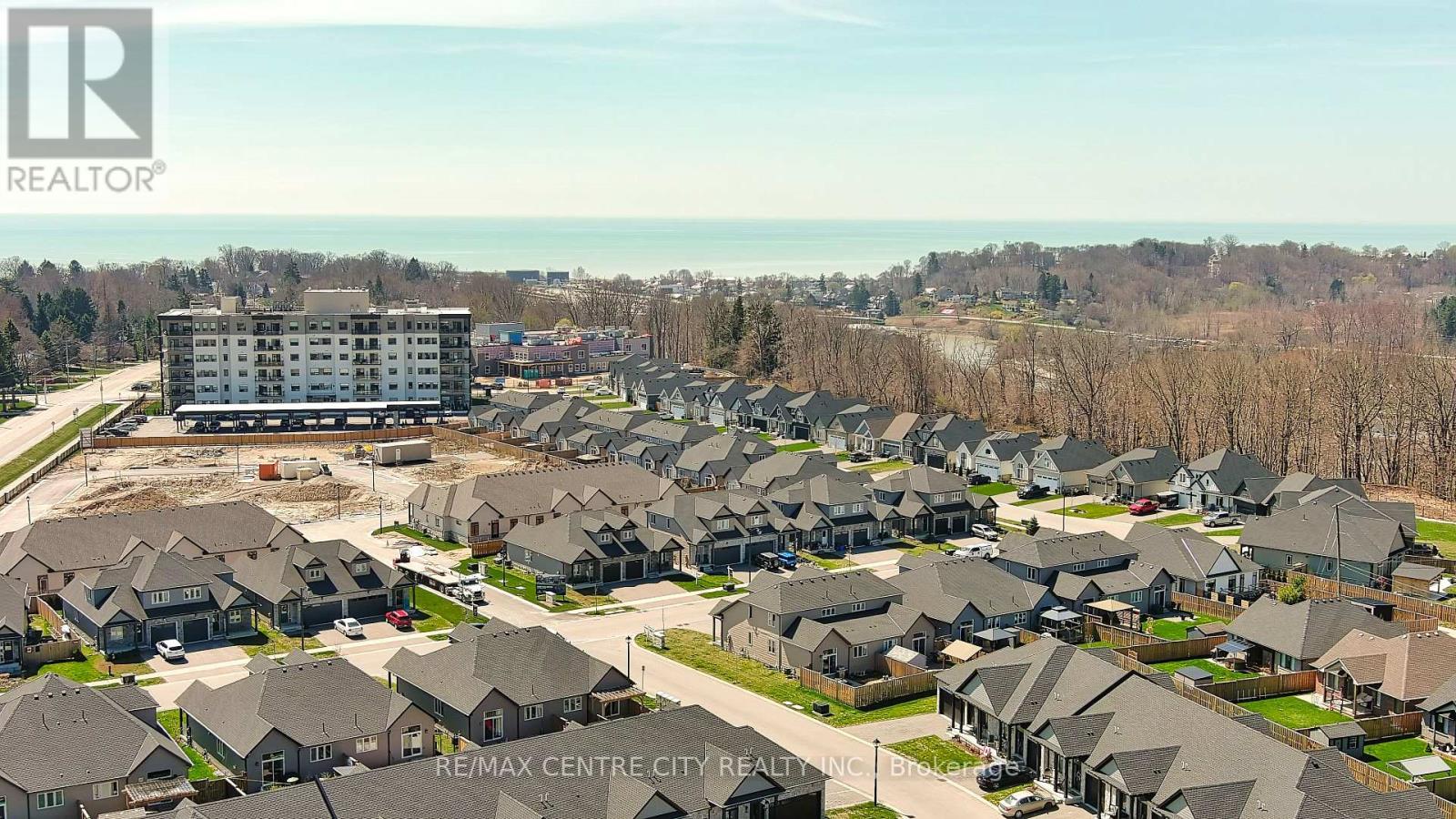 35 - 63 Compass Trail, Central Elgin, Ontario  N5L 0B4 - Photo 35 - X13040908