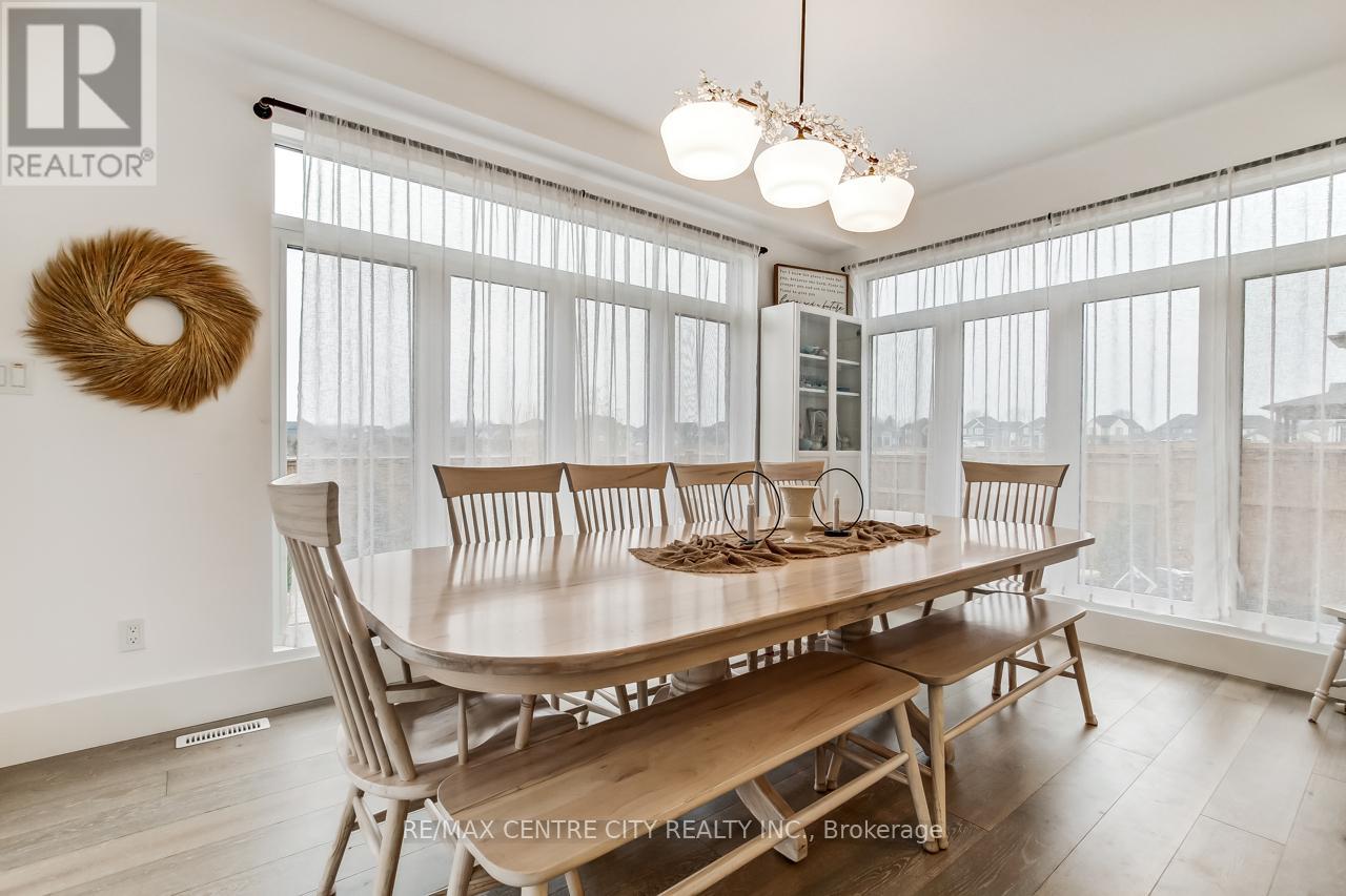 72 Optimist Drive, Southwold, Ontario  N5P 0G4 - Photo 11 - X13040920