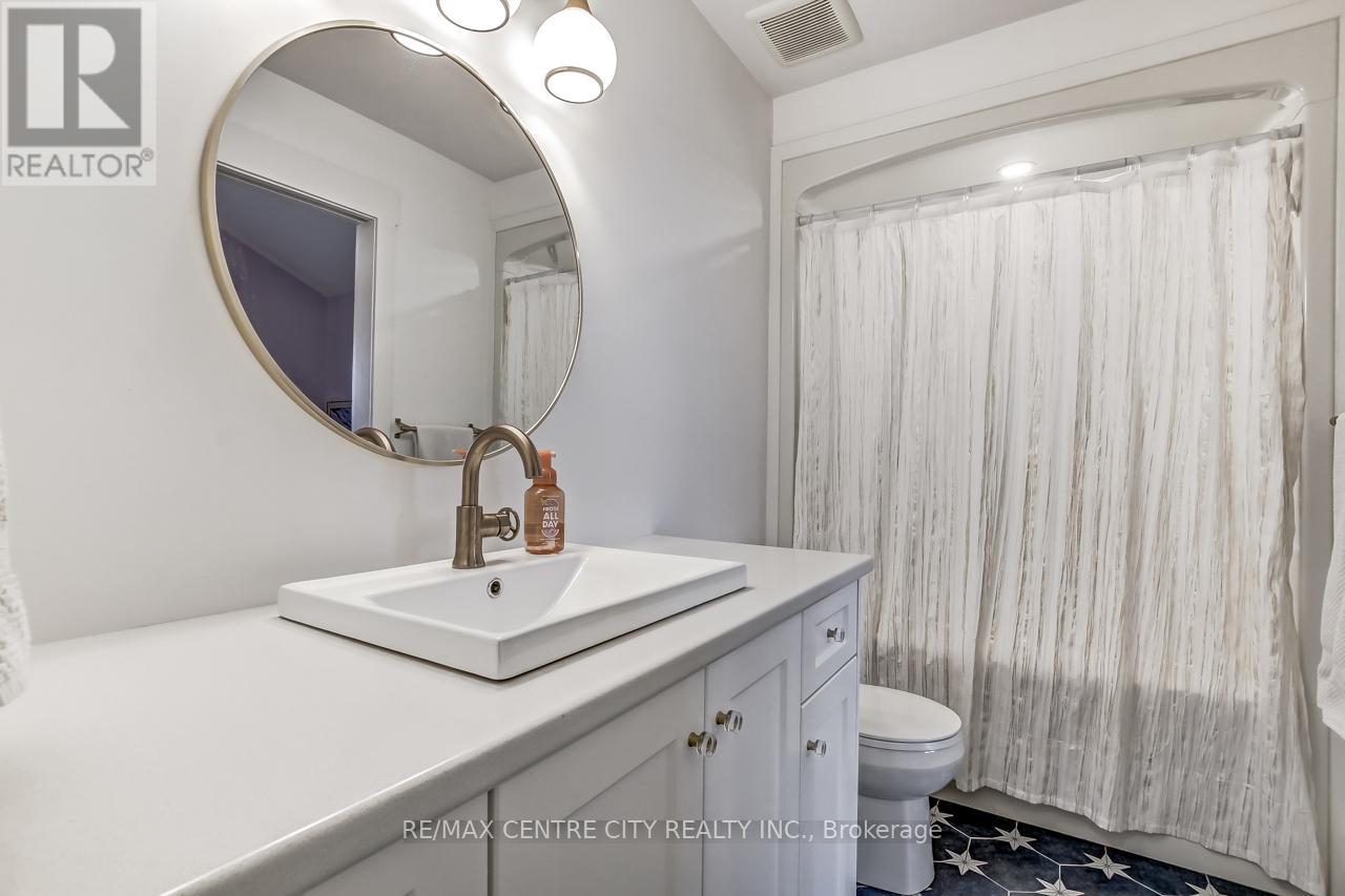 72 Optimist Drive, Southwold, Ontario  N5P 0G4 - Photo 21 - X13040920