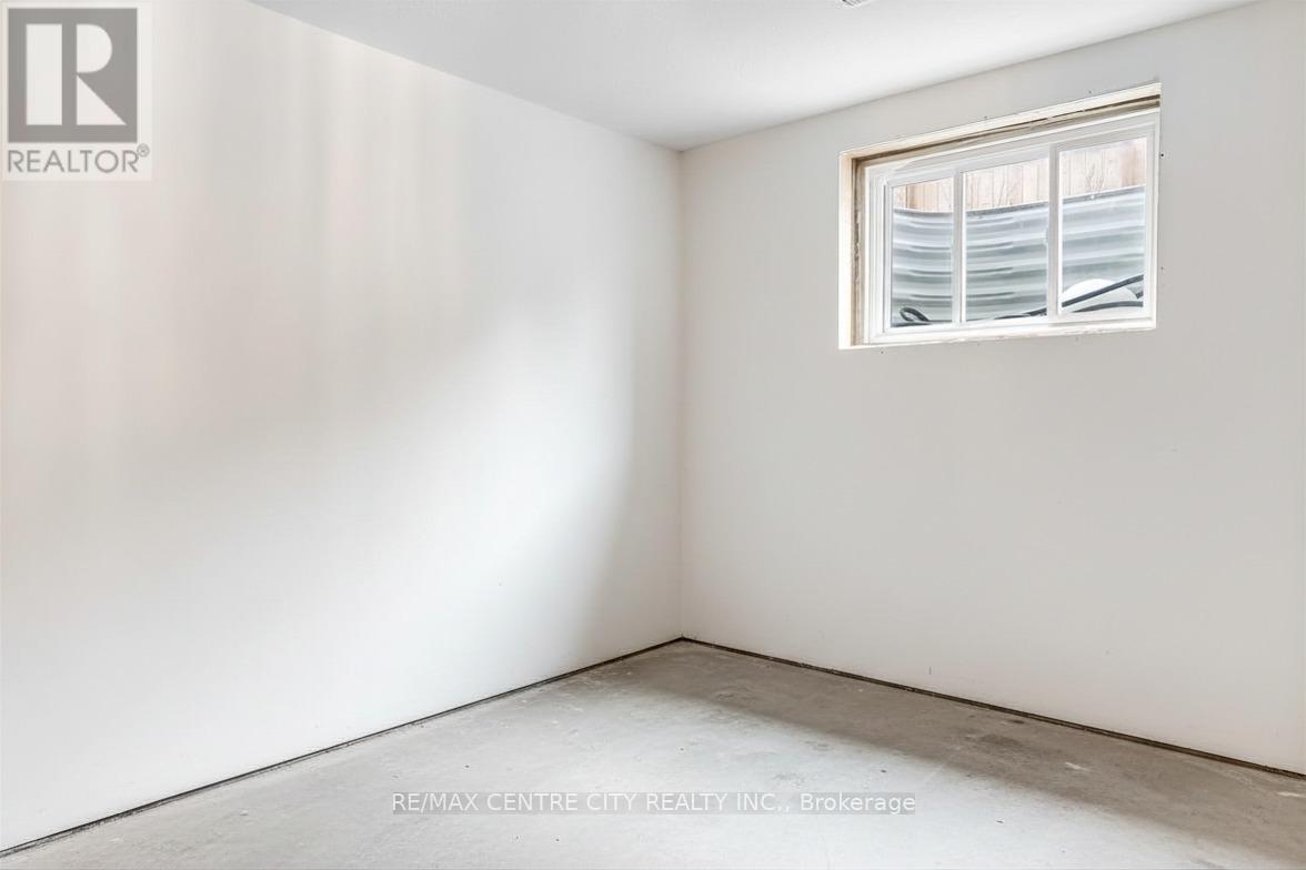 72 Optimist Drive, Southwold, Ontario  N5P 0G4 - Photo 34 - X13040920