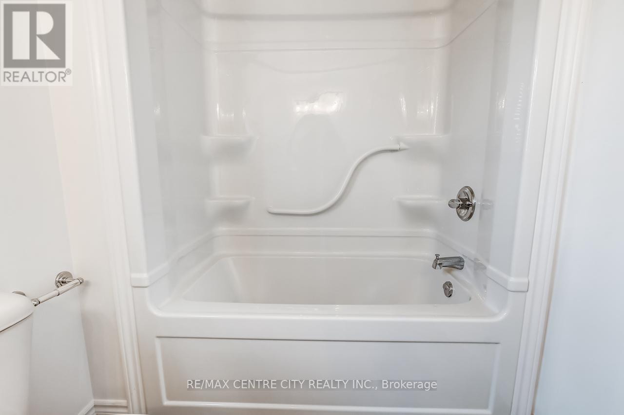 10 Cider Mill Lane, St. Thomas, Ontario  N5R 0C1 - Photo 19 - X13040958