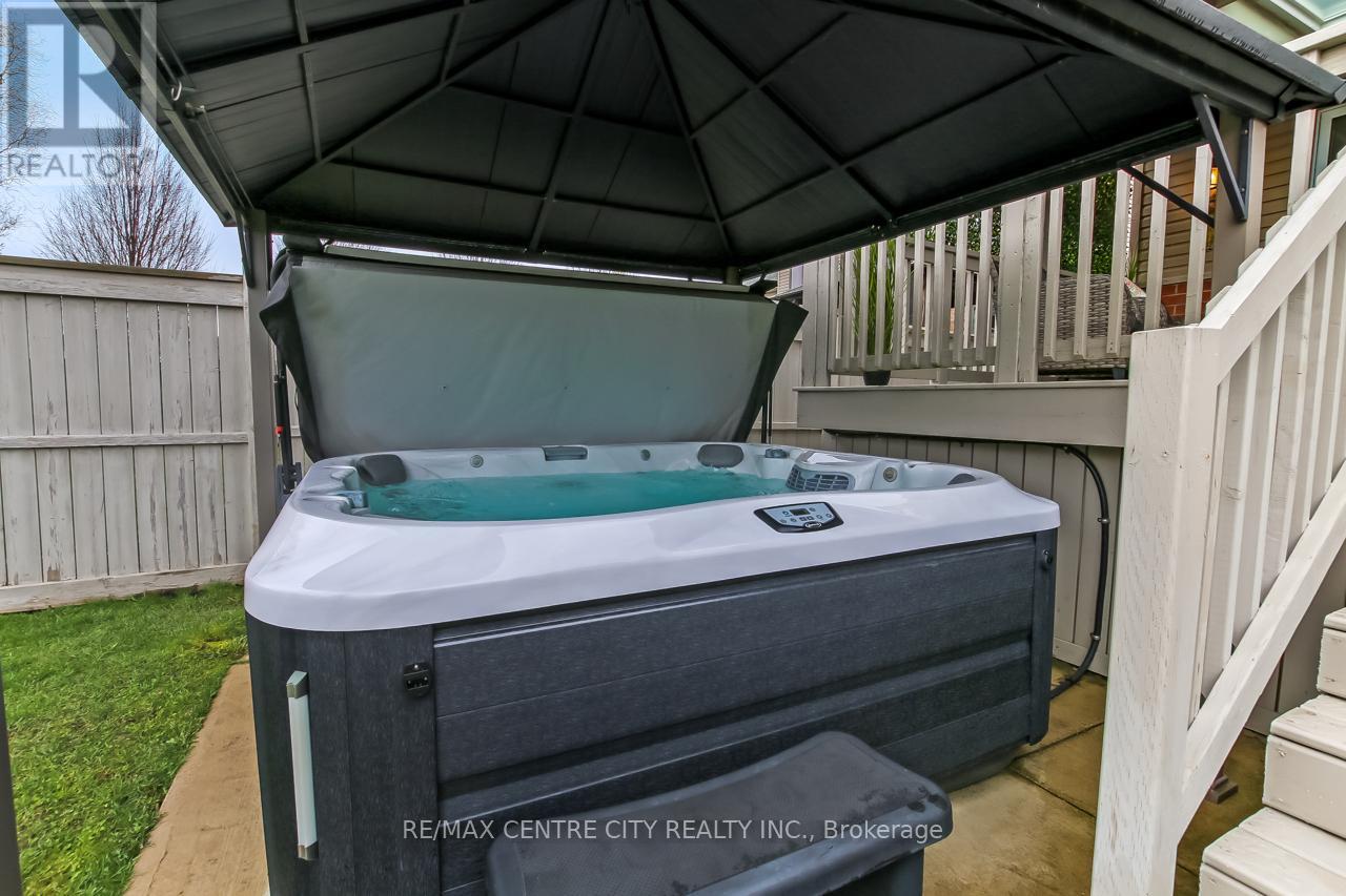 10 Cider Mill Lane, St. Thomas, Ontario  N5R 0C1 - Photo 32 - X13040958