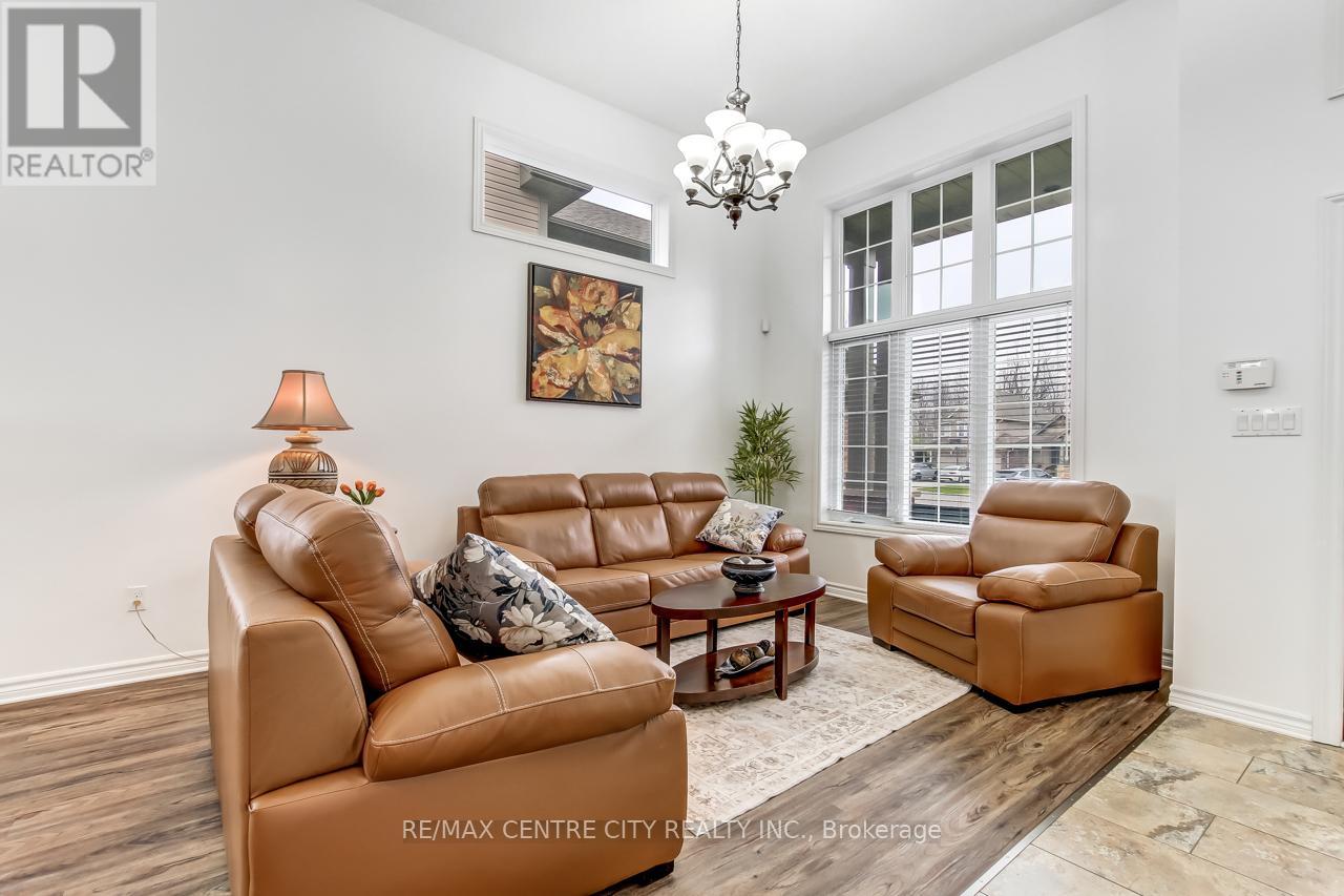 10 Cider Mill Lane, St. Thomas, Ontario  N5R 0C1 - Photo 5 - X13040958