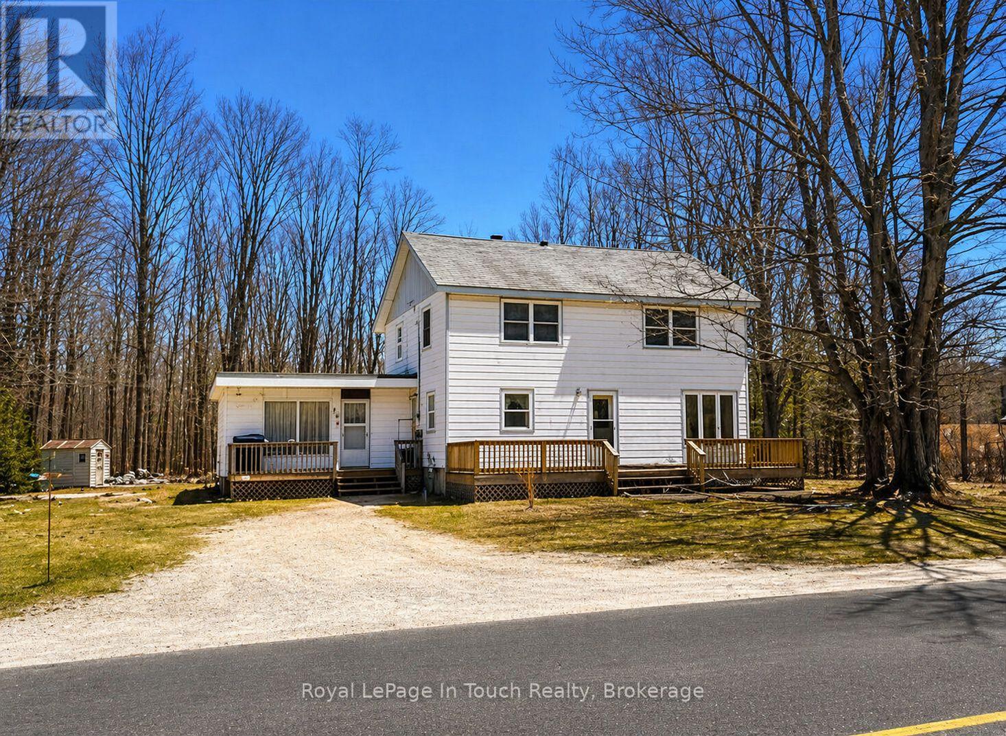 874 CEDAR POINT ROAD, Tiny, Ontario