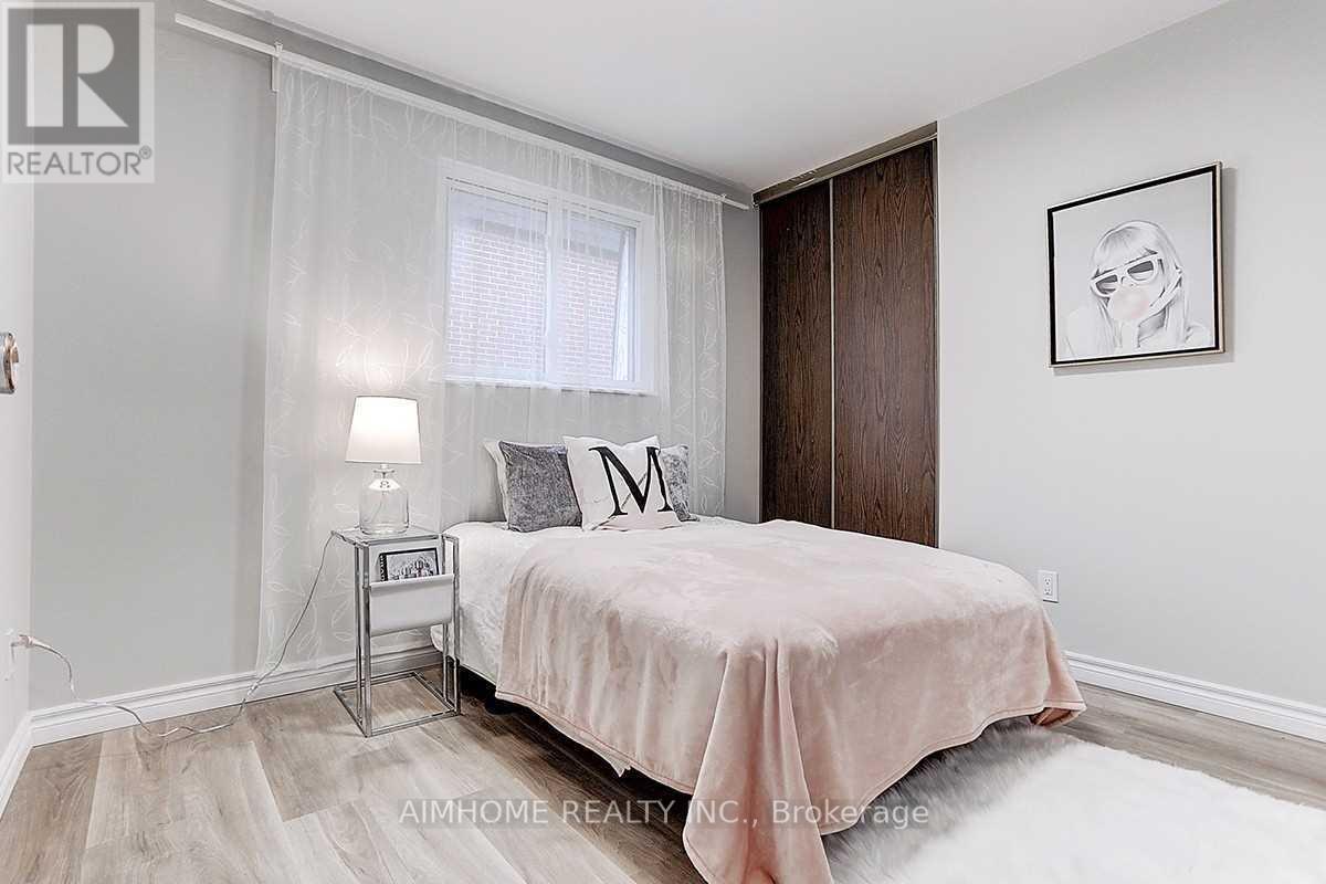 199 Edmonton Drive, Toronto, Ontario  M2J 3X4 - Photo 7 - C12845164