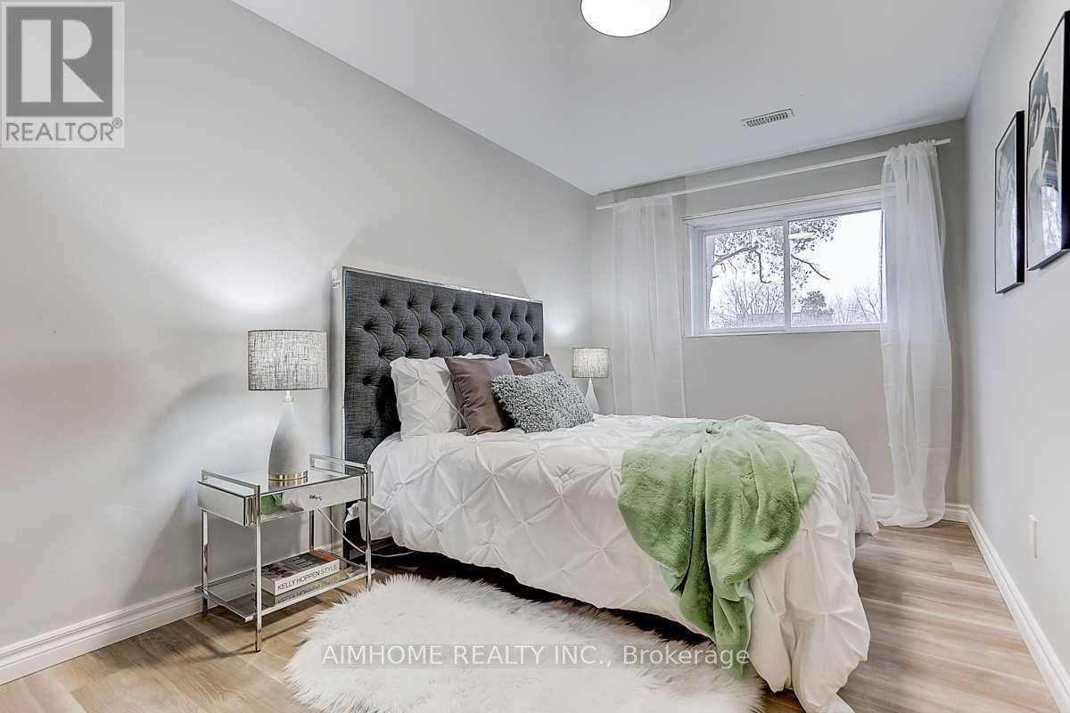 199 Edmonton Drive, Toronto, Ontario  M2J 3X4 - Photo 6 - C12845164