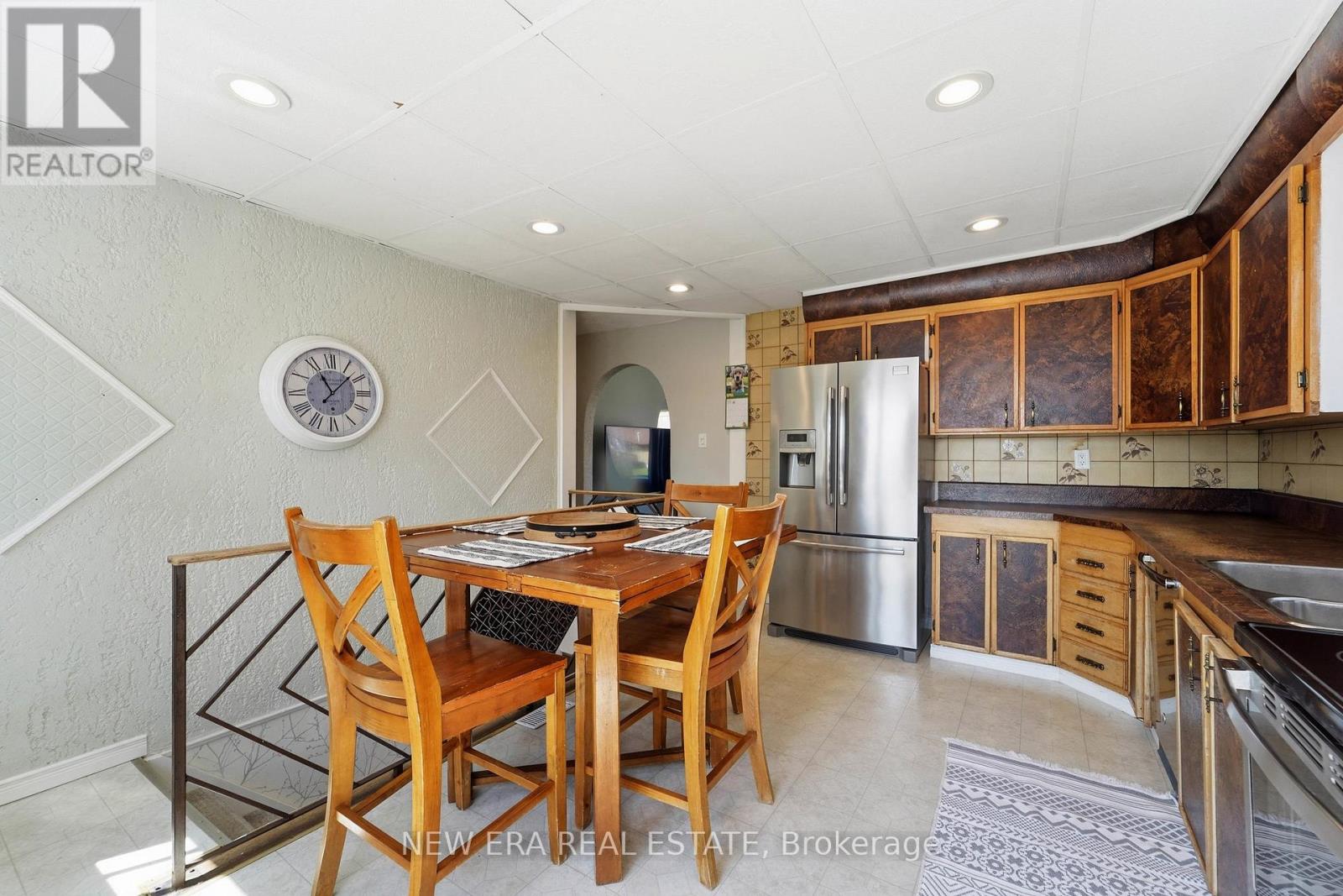 1451 Bala Drive, Oshawa, Ontario  L1J 3T6 - Photo 11 - E13034378