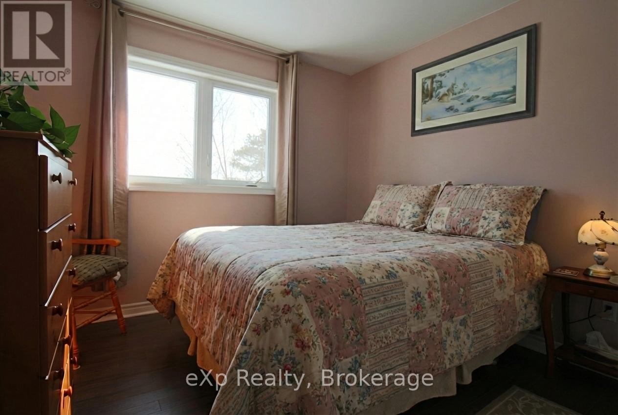585206 10a Side Road, Grey Highlands, Ontario  N0C 1H0 - Photo 15 - X12834912