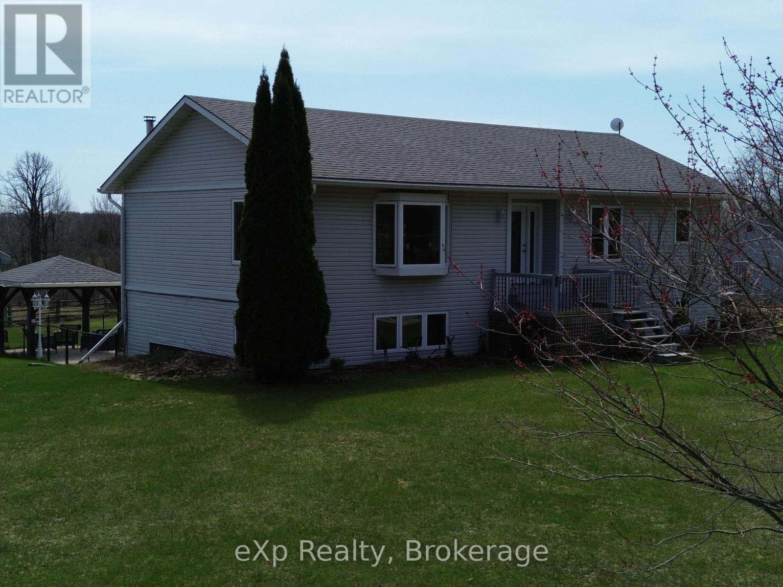 585206 10a Side Road, Grey Highlands, Ontario  N0C 1H0 - Photo 29 - X12834912