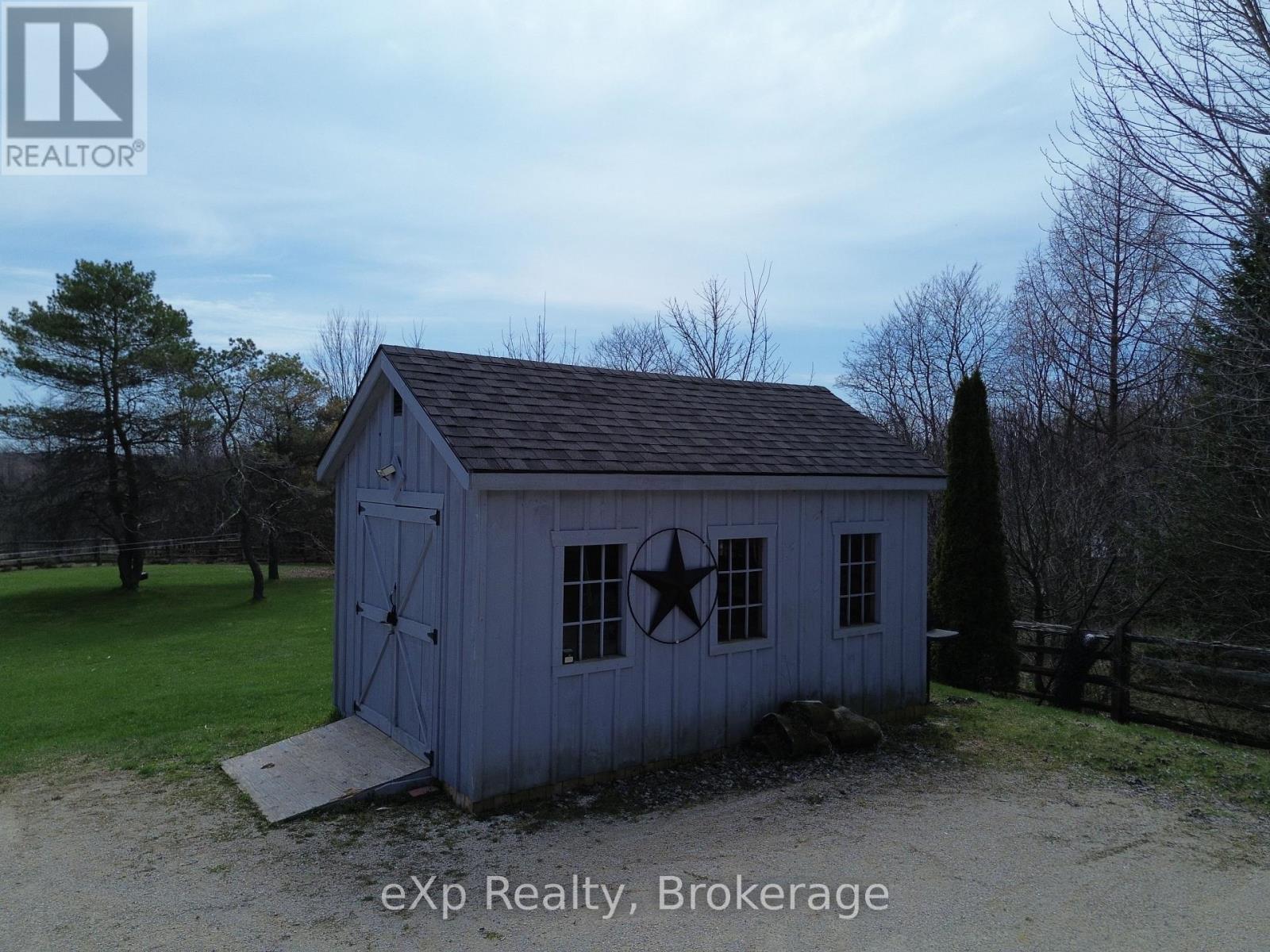 585206 10a Side Road, Grey Highlands, Ontario  N0C 1H0 - Photo 32 - X12834912