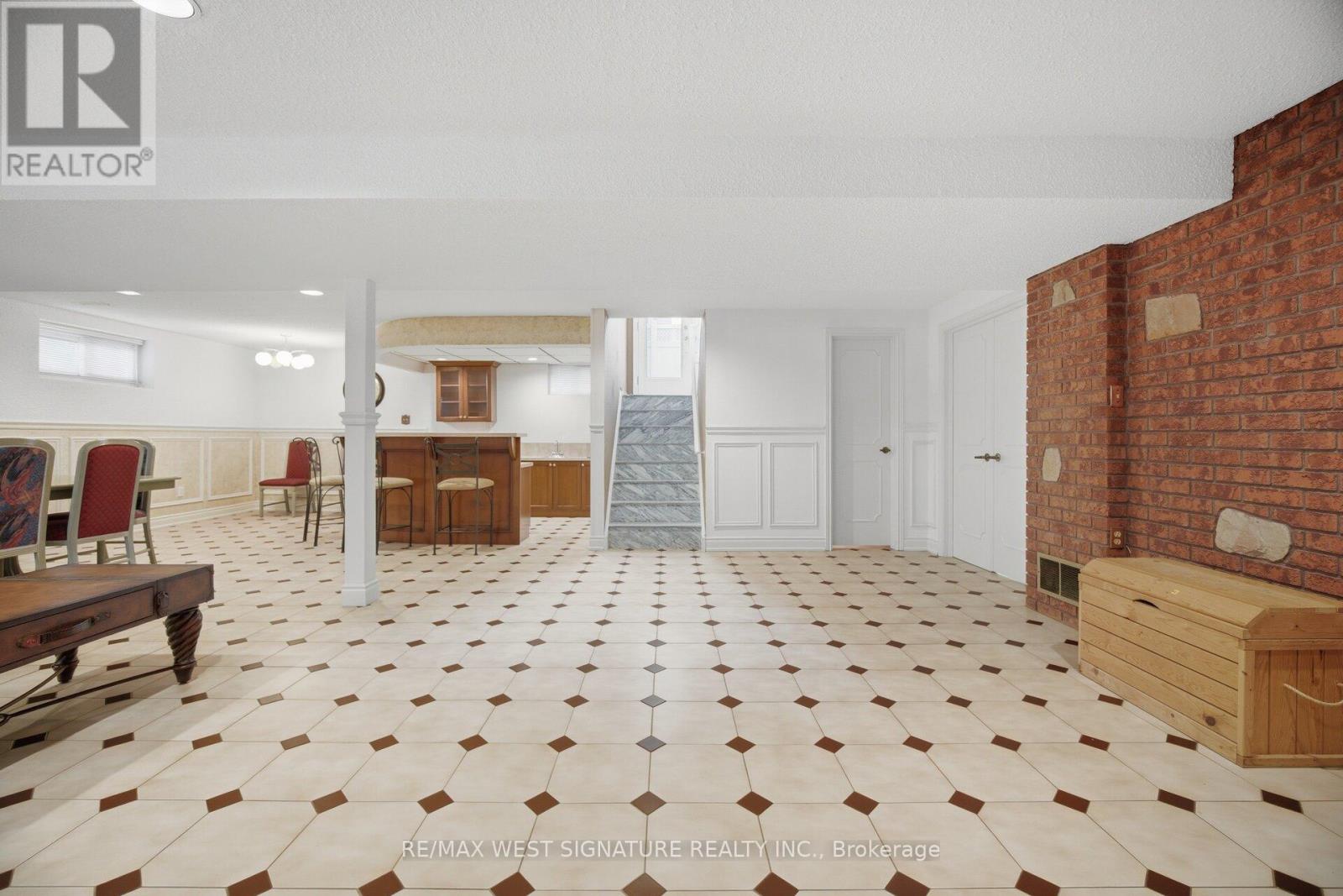 36 Windsor Road, Toronto, Ontario  M9R 3G4 - Photo 16 - W13005498