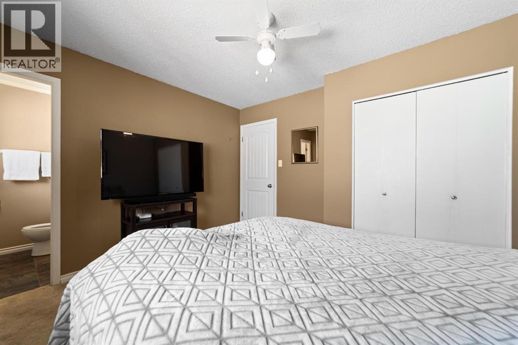 5722 Marler Drive, Camrose, Alberta  T4V 2S8 - Photo 10 - A2303550