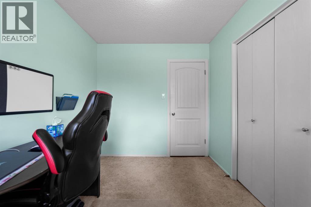 5722 Marler Drive, Camrose, Alberta  T4V 2S8 - Photo 14 - A2303550