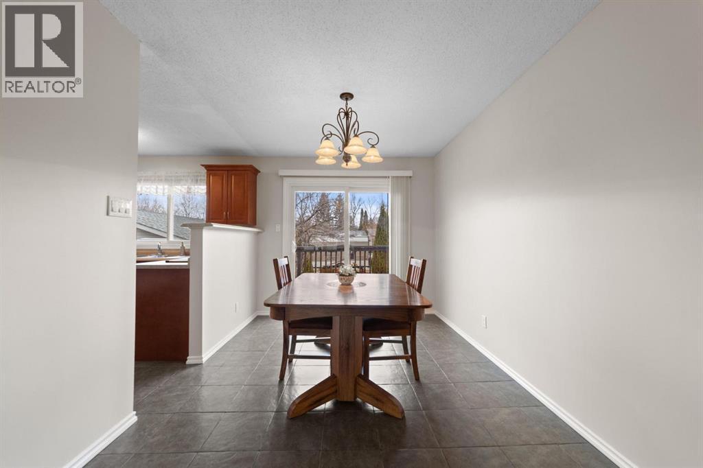 5722 Marler Drive, Camrose, Alberta  T4V 2S8 - Photo 9 - A2303550