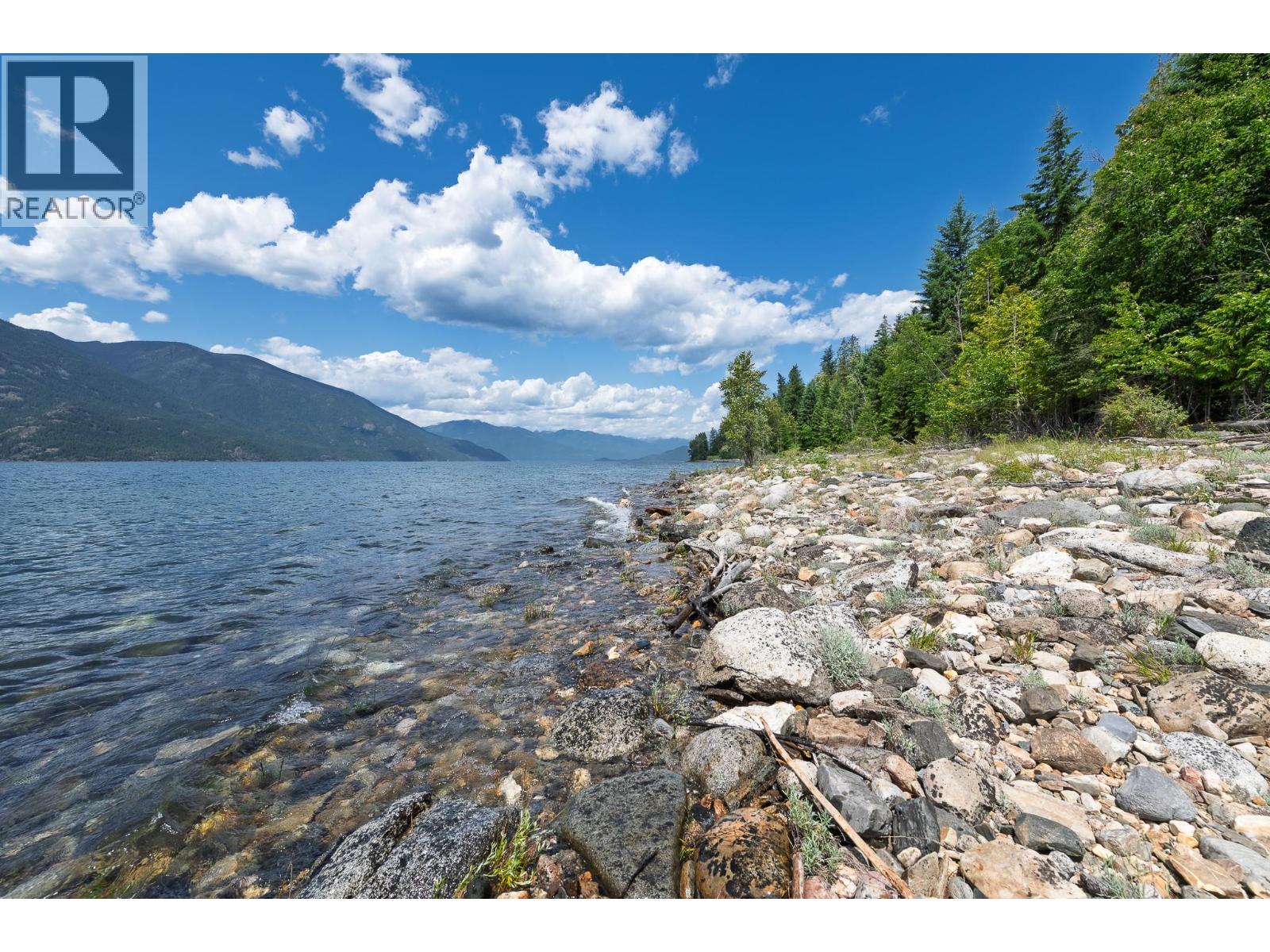 13635 3a Highway, Boswell, British Columbia  V0B 1A4 - Photo 2 - 10384742