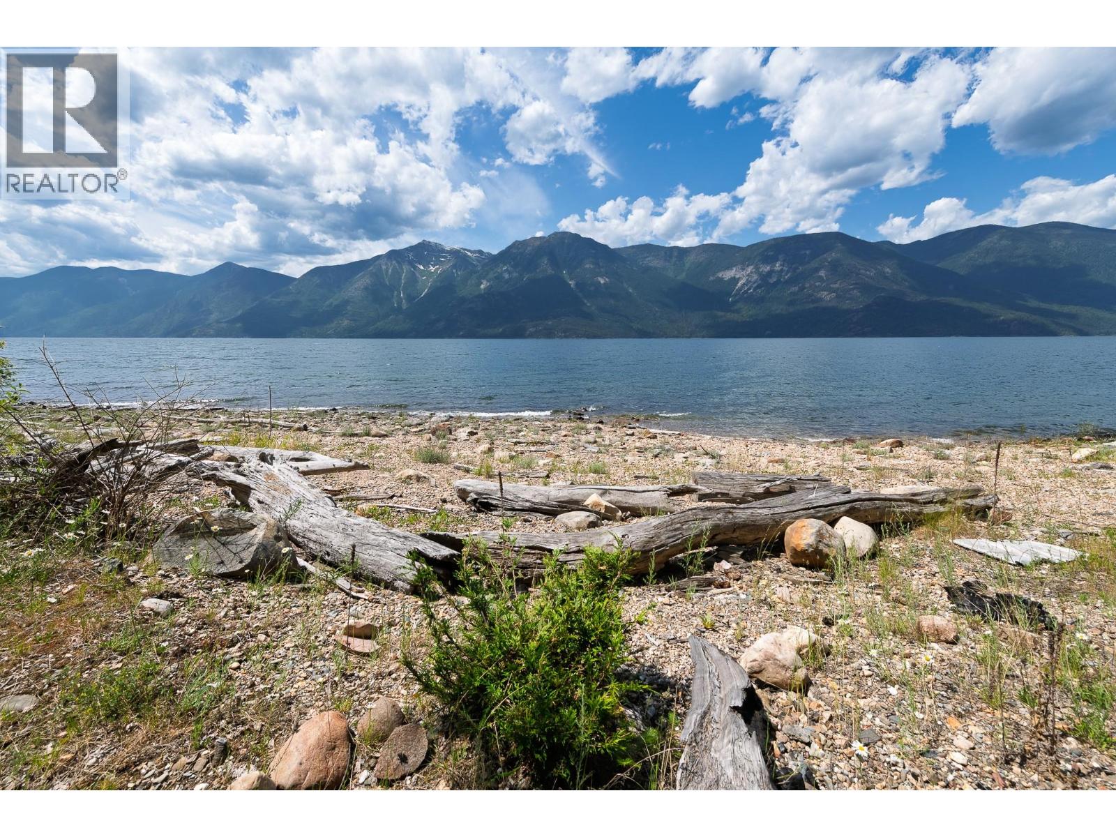 13635 3a Highway, Boswell, British Columbia  V0B 1A4 - Photo 5 - 10384742