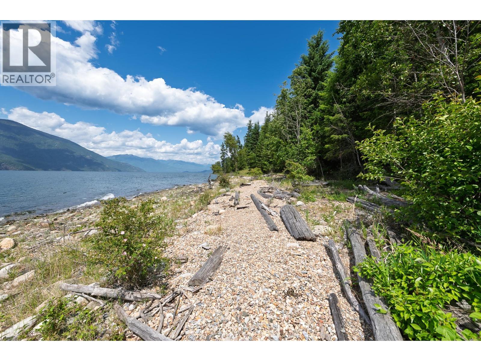 13635 3a Highway, Boswell, British Columbia  V0B 1A4 - Photo 7 - 10384742