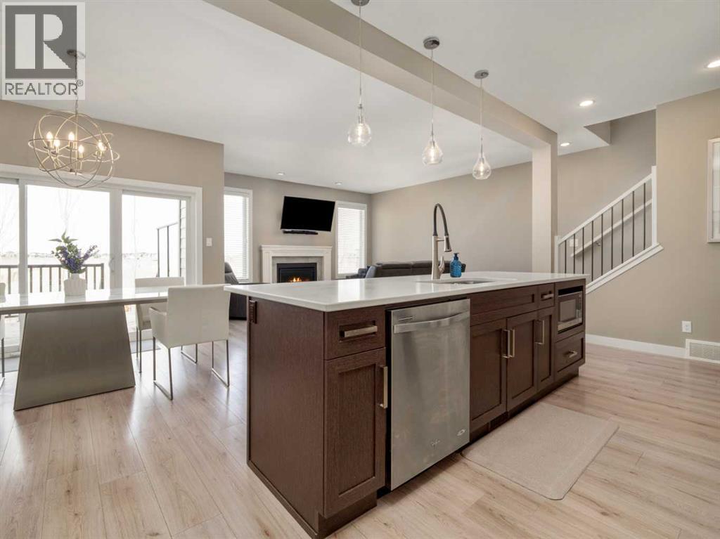 413 Devonia Way W, Lethbridge, Alberta  T1J 5J7 - Photo 13 - A2304739