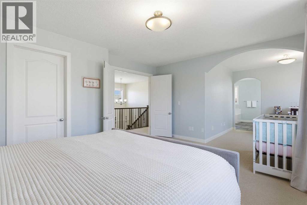18 Royal Crest Way Nw, Calgary, Alberta  T3G 4M8 - Photo 28 - A2304459