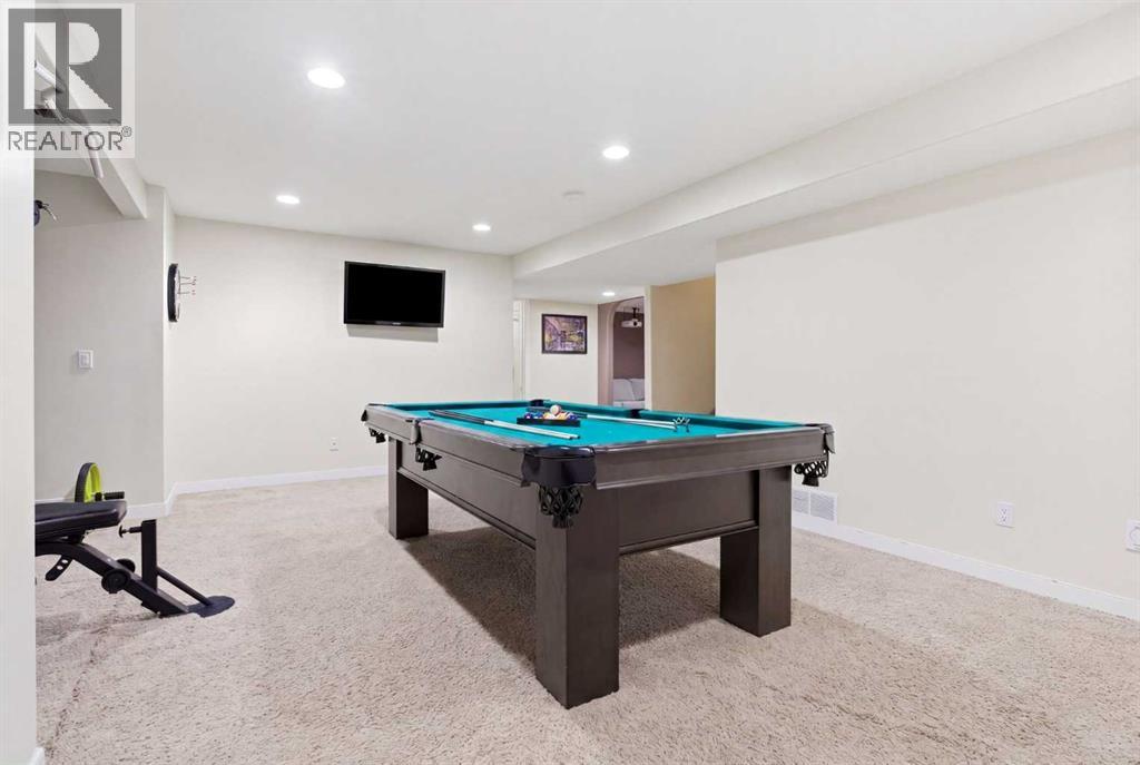 18 Royal Crest Way Nw, Calgary, Alberta  T3G 4M8 - Photo 39 - A2304459