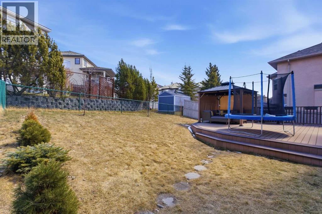 18 Royal Crest Way Nw, Calgary, Alberta  T3G 4M8 - Photo 49 - A2304459