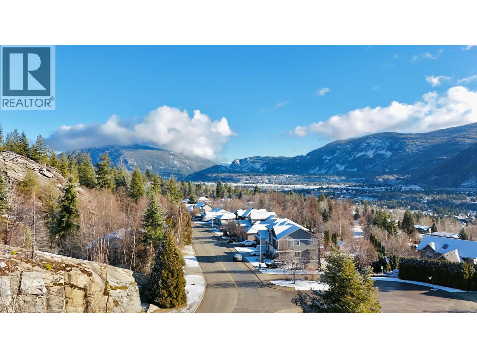 3583 14th Avenue, Castlegar, British Columbia  V1N 4J2 - Photo 4 - 10379202