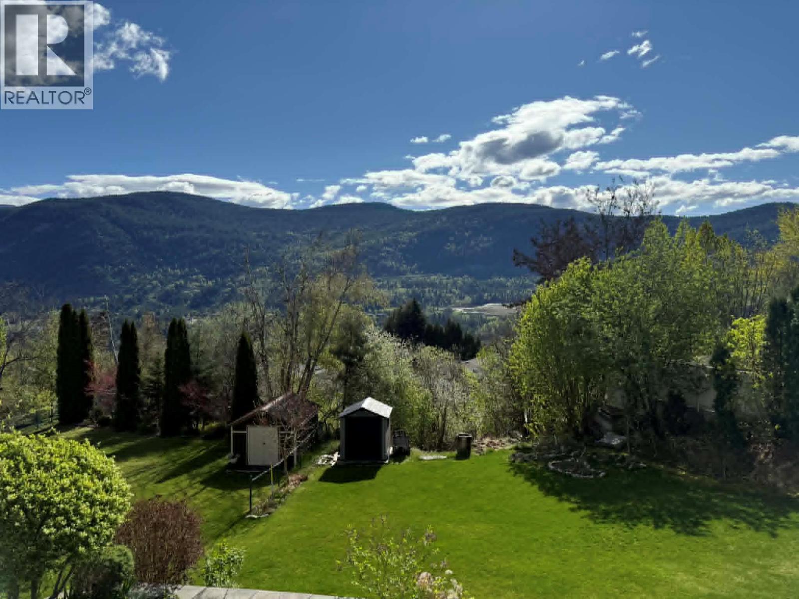 3583 14th Avenue, Castlegar, British Columbia  V1N 4J2 - Photo 81 - 10379202